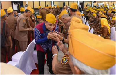 Surabaya: Merintis Inisiatif Ramah Lansia untuk Mewujudkan Generasi Lanjut Usia yang Sehat dan Bermartabat